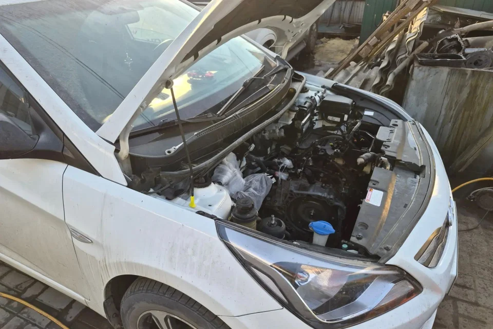 Замена двигателя Hyundai Solaris двигатель G4FC 1.6