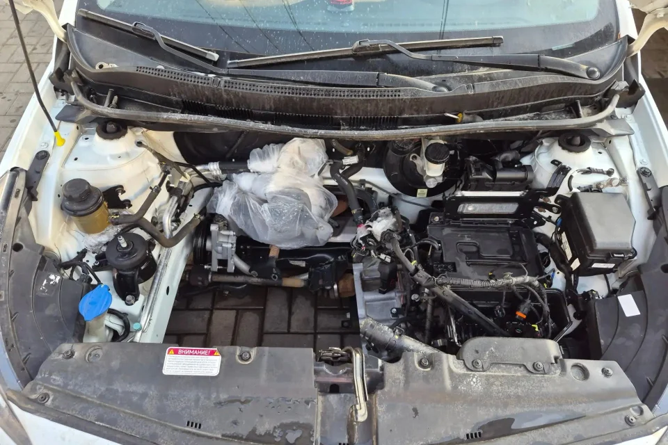 Замена двигателя Hyundai Solaris двигатель G4FC 1.6