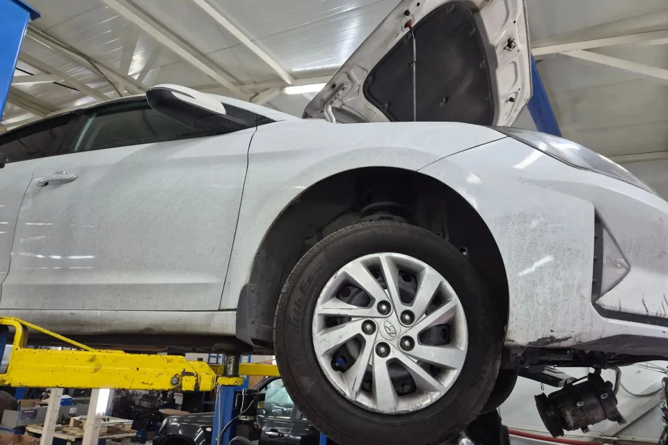 Замена двигателя Hyundai Elantra двигатель G4FG 1.6
