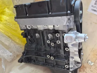 Новый двигатель G4EB 1.5 л 90 л.с. для Hyundai Accent — фото товара 1